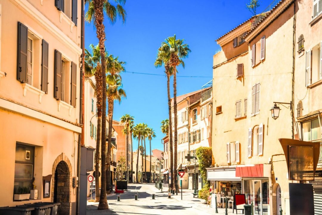 Le pied-à-terre ensoleillé de Kendji Girac à Sanary-sur-Mer